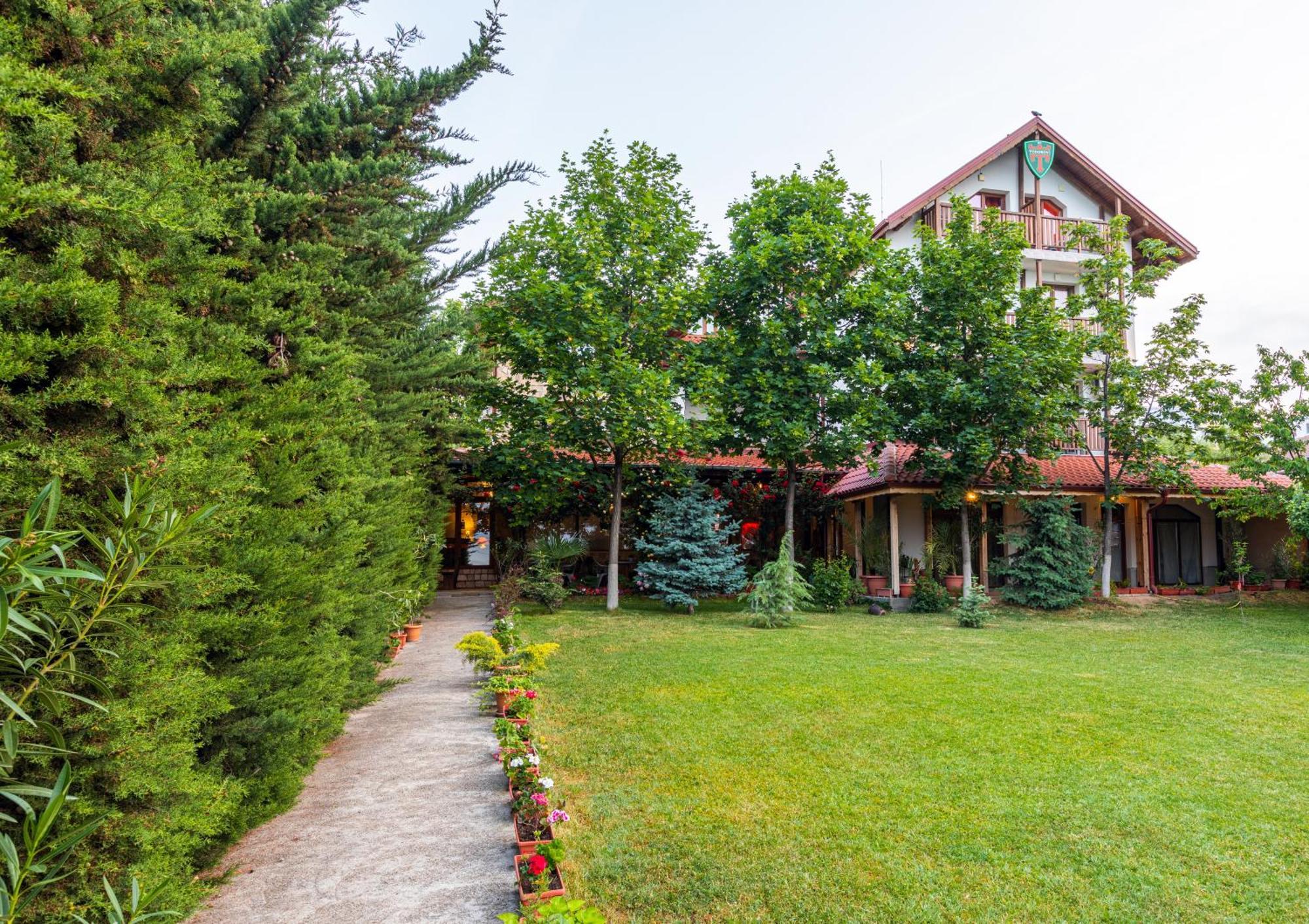 Семеен Хотел Къща Тодорови Stara Zagora Bagian luar foto